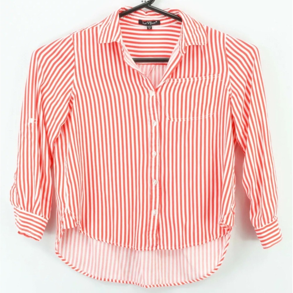 Velvet Heart Woman's Button Up LS Shirt Size Medium Red White‎ Striped